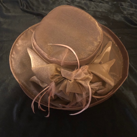 Wedding hat - Picture 1 of 1